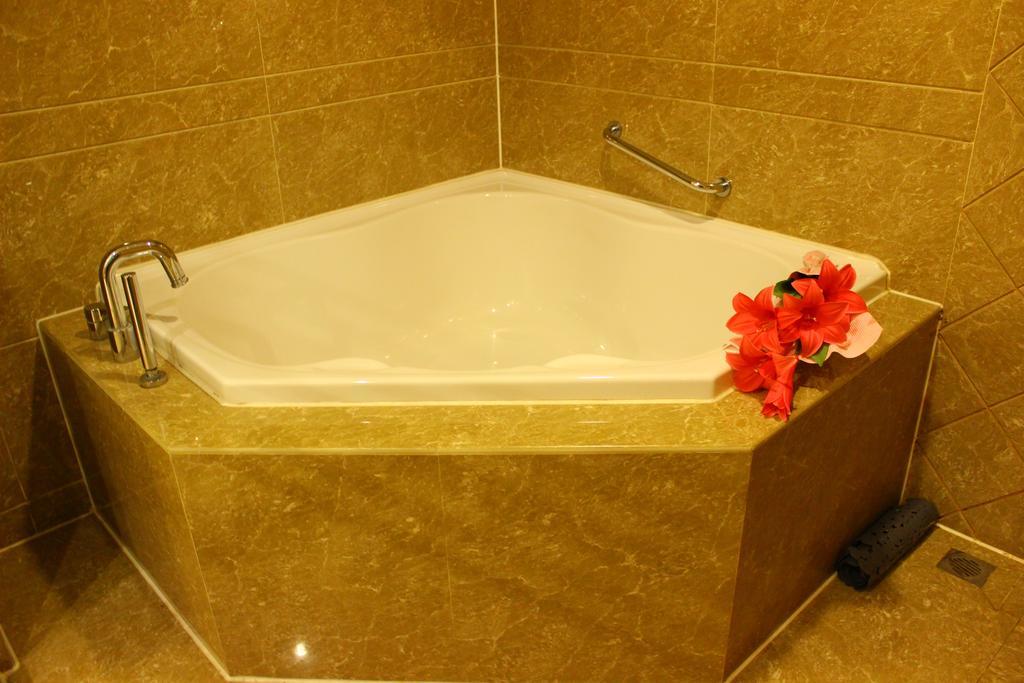 Hotel Yitel Shanghai Esterno foto
